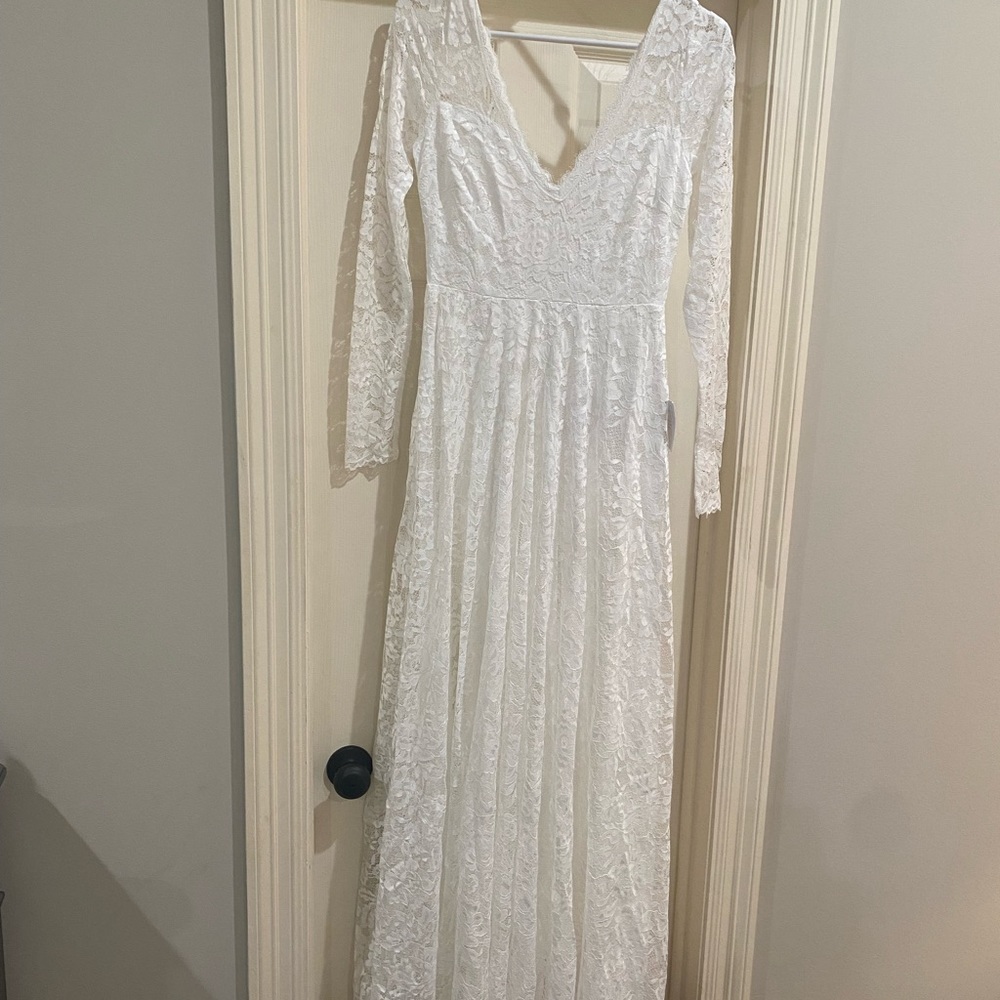 Lulu's White V-Neck Long Sleeve Wedding Gown